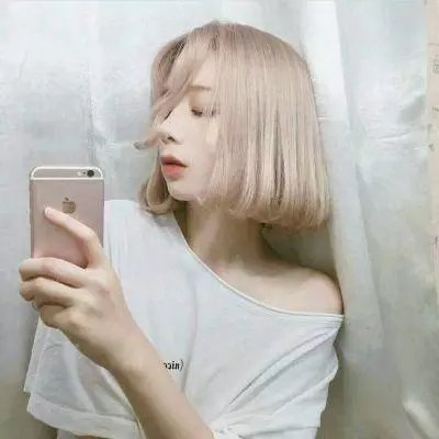高山上的热气球